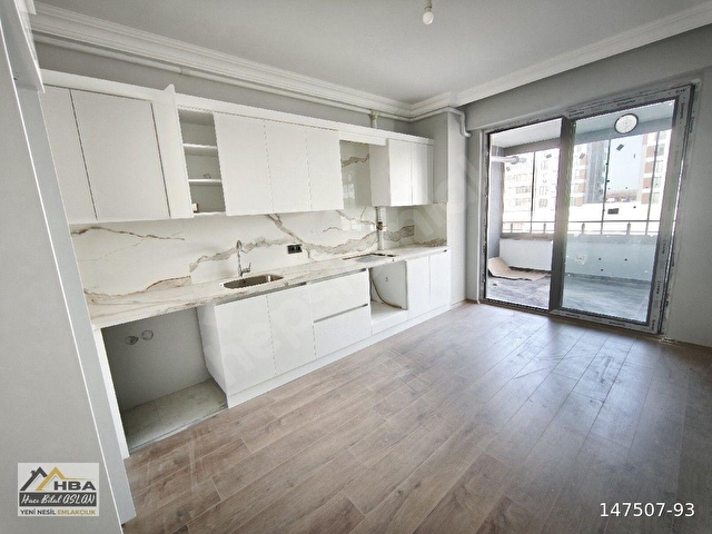 TERMENİN EMLAKÇISINDAN Nevbaharda 4+1, 190 m2, 3.Kat, Gün Boyu Aydınlık ve Ferah Köşe Daire - Görsel 10