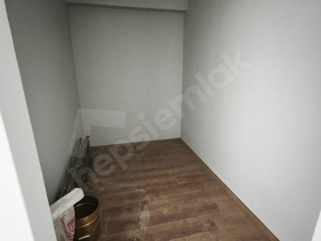 TERMENİN EMLAKÇISINDAN Nevbaharda 4+1, 190 m2, 3.Kat, Gün Boyu Aydınlık ve Ferah Köşe Daire - Görsel 25
