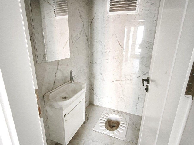 TERMENİN EMLAKÇISINDAN Nevbaharda 4+1, 190 m2, 3.Kat, Gün Boyu Aydınlık ve Ferah Köşe Daire - Görsel 26