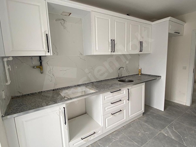 ÇÖZÜM EMLAKTAN YAKACIKTA SIFIR 3+1 SATILIK DAİRE - Görsel 14