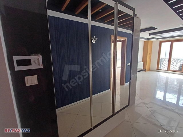 REMAX YAZDAN MERKEZDE KİRALIK OFİS - Görsel 28