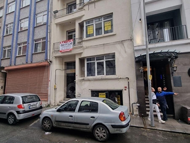 ŞİŞLİ HANIMEFENDİ SOKAK BAŞINDA SATILIK 5 KATLI BİNA - Görsel 24