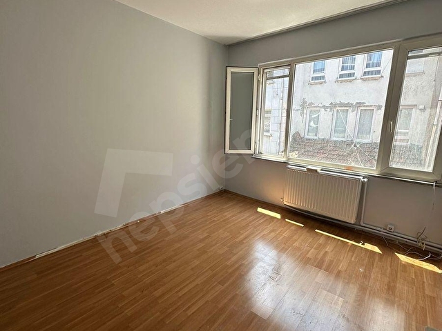 Bağlarbaşında Cadde Üzeri 2.Kat 3+1 110m² Satılık Daire Kiracılı - Görsel 9