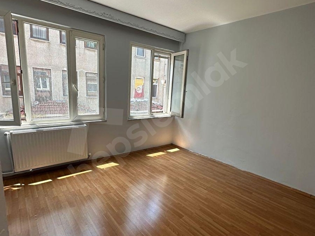 Bağlarbaşında Cadde Üzeri 2.Kat 3+1 110m² Satılık Daire Kiracılı - Görsel 14