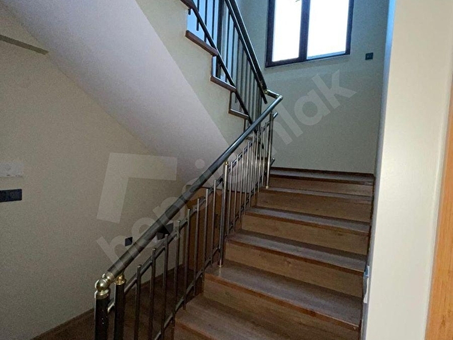 DÜZCE MERKEZ KUYUMCUHACIALİDE SATILIK 4+1 VİLLA - Görsel 29