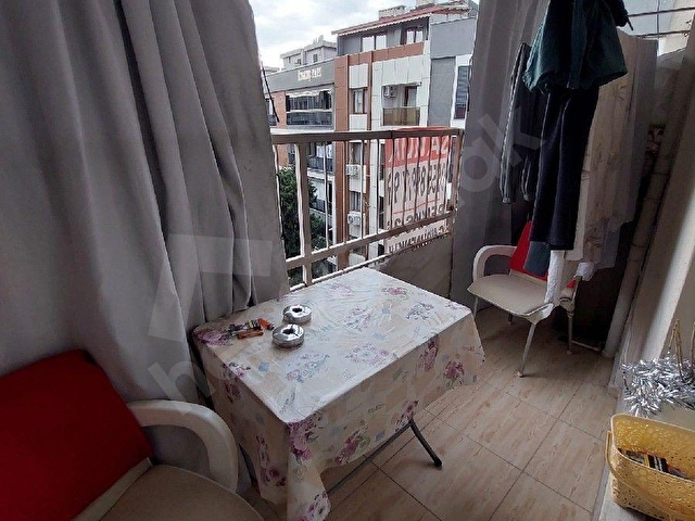 üçyol metro yakını genç binada doğalgaz asansör ara kat3+1 - Görsel 11