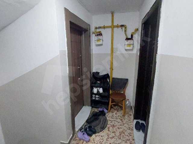 üçyol metro yakını genç binada doğalgaz asansör ara kat3+1 - Görsel 16
