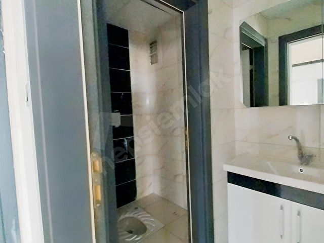 ULUĞBEY MAH.SATILIK ARA KAT SIFIR DAİRE OTURUMA HAZIR - Görsel 16