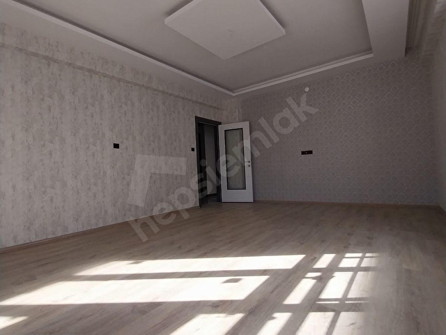 ULUĞBEY MAH.SATILIK ARA KAT SIFIR DAİRE OTURUMA HAZIR - Görsel 17