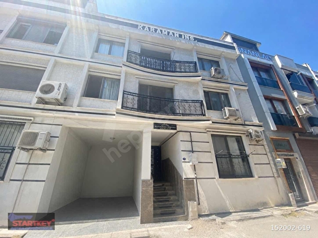 Çiğli Yeni Mahallede 4+1 Teraslı Dubleks Satılık Daire