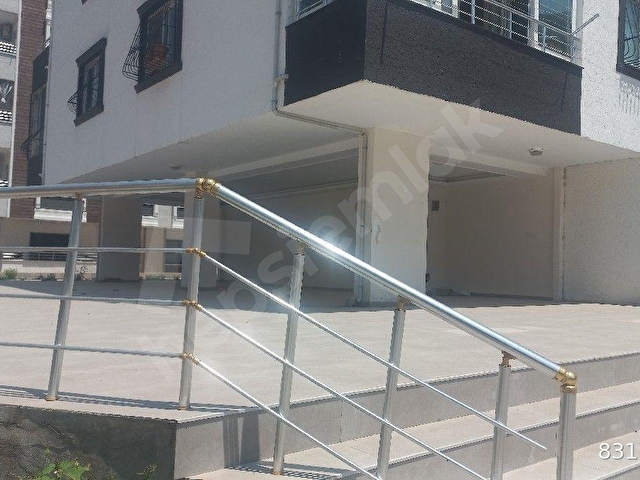 İSKENDERUN YENİ DEVLET HAST.CADDE ÜZERİ ÇOK AMAÇLI SATILIK DÜKKAN