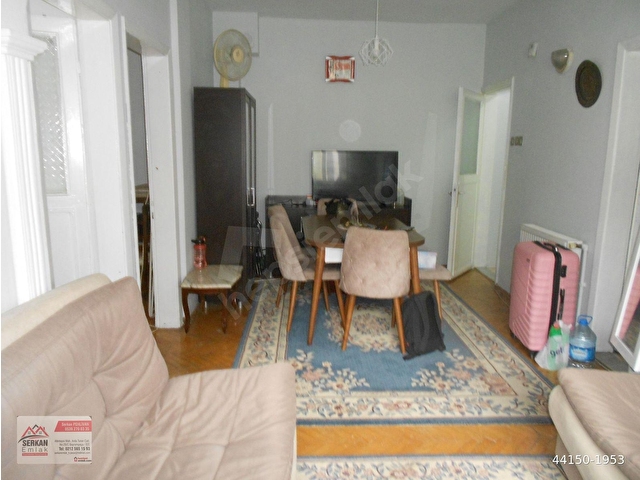 Bayrampaşa terazidere mah. 2 kat 85 m kare 2+1 kombili balkonlu fuull eşyalı daire