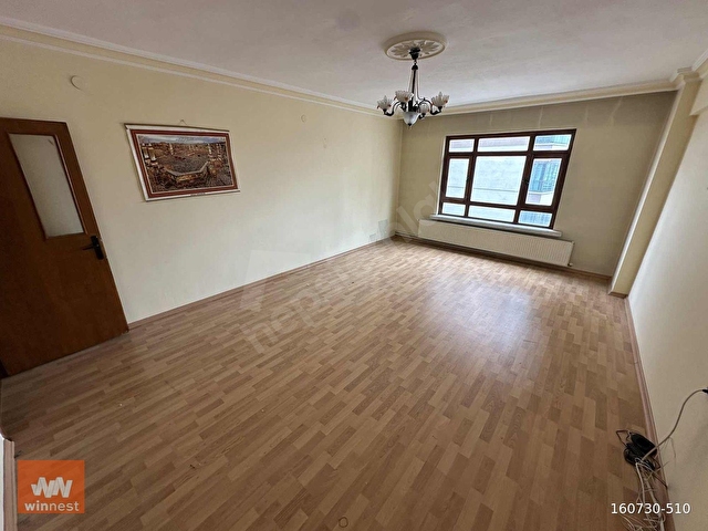WİNNESTTEN ŞAFAKTEPE PARKI YANI ARA KAT GENİŞ SATILIK DAİRE