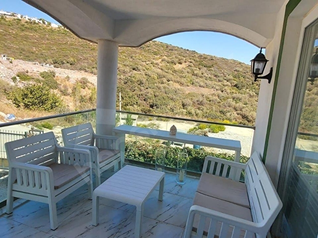 Muğla Boğaziçi Göl Manzaralı Site İçi Satılık Yazlık - Görsel 15