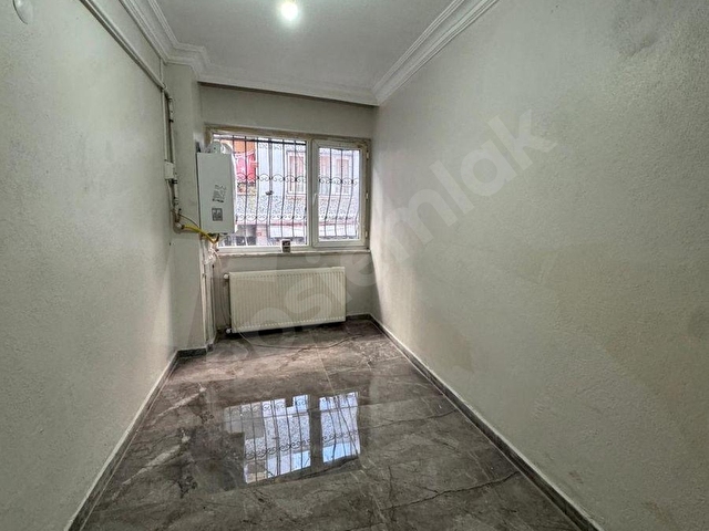 KURTULUŞTA 2+1 BOŞ KİRALIK DAİRE - Görsel 7