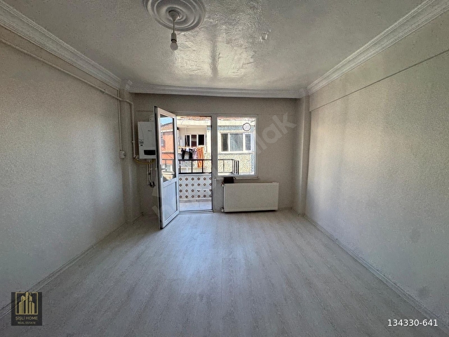 KURTULUŞTA 2+1 BOŞ KİRALIK DAİRE - Görsel 9
