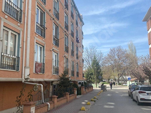 YENİBAĞLARDA SATILIK FULL EŞYALI , ASANSÖRLÜ 1+1 GENİŞ DAİRE - Görsel 20