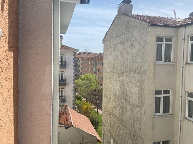 YENİBAĞLARDA SATILIK FULL EŞYALI , ASANSÖRLÜ 1+1 GENİŞ DAİRE - Görsel 16