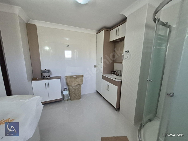 Tulumtaş Elitler Sitesinde Lüks Mobleli 5+2 Kiralık Villa - Görsel 22