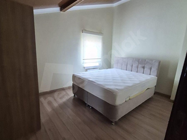 Tulumtaş Elitler Sitesinde Lüks Mobleli 5+2 Kiralık Villa - Görsel 20