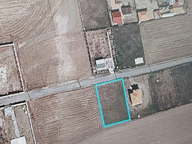 KARŞIYAKADA 1018 M2 TEK TAPU GÖLE YAKIN TELLİ ACİL 4.500.000 TL - Görsel 3