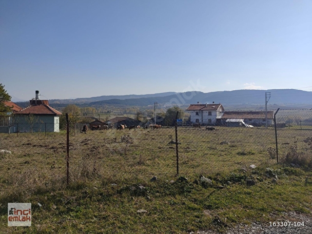 KÖY YERLEŞİK ALANDA EV YAPILABİLİR 700 M2 - Görsel 2