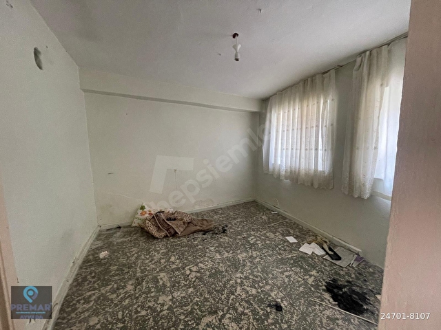 AYVALIK MERKEZDE KÖŞE NİZAMLI TERASLI 2 KATLI 4+1 KAĞİR RUM EVİ - Görsel 11