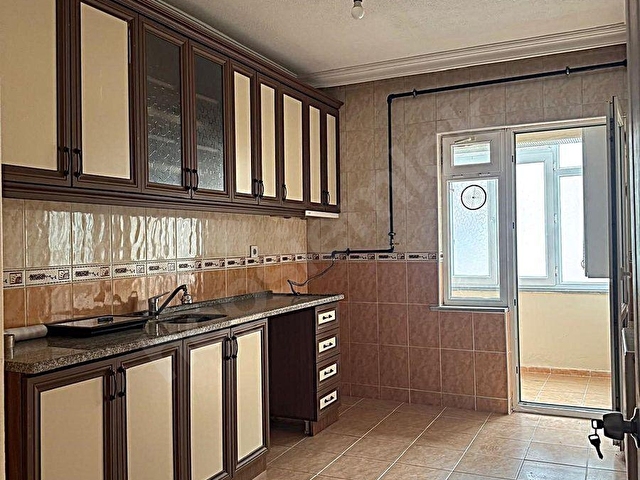 ÇORLU ŞEYHSİNAN MAHALLESİ 3+1 ARAKAT KİRALIK TEMİZ DAİRE