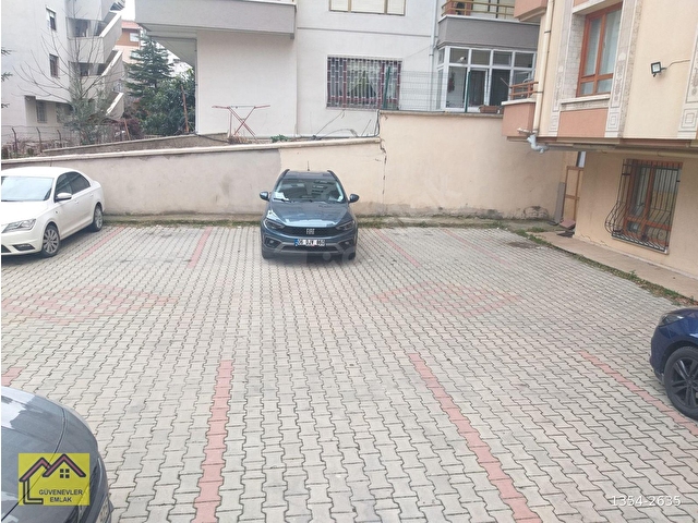 DİKMEN NİMET SOKAK ASANSÖRLÜ OTOPARKLI KÖŞE BİNA DA 3+1 110M2 -1 KOT - Görsel 29