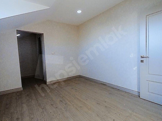 ADNAN KAHVECİDE FULL KONSEPT SİTEDE 6+2 DUBLEKS DAİRE - Görsel 9