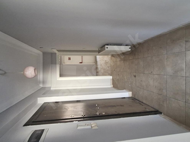 TUĞRA EMLAKTAN ÇARŞI MERKEZDE SATILIK FIRSAT DAİRE - Görsel 10