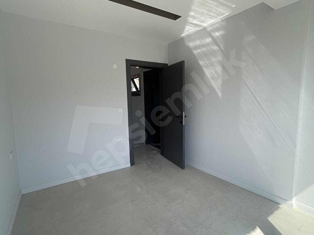 Kuşadası Soğucakta Köşe Konumlu Deniz Manzaralı Havuzlu Villa - Görsel 7