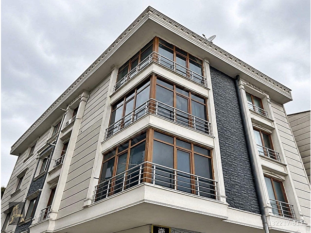 YAKUPLU MH GENİŞ YENİ BİNADA CADDE ÜZERİNDE 2+1 SATILIK DAİRE