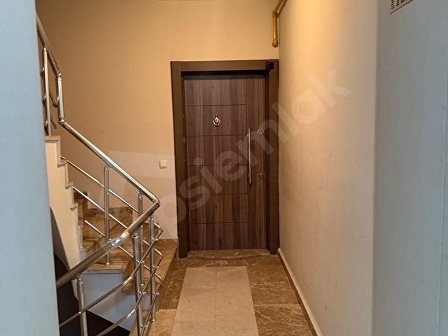 İPEK EMLAKTAN KİRALIK ALANÖNÜ MAHALLESİ 3+1 KOMBİLİ BAKIMLI DAİRE - Görsel 5