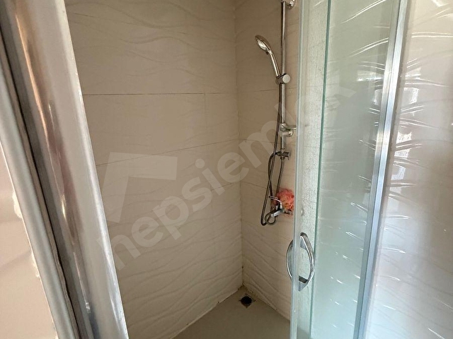 İPEK EMLAKTAN KİRALIK ALANÖNÜ MAHALLESİ 3+1 KOMBİLİ BAKIMLI DAİRE - Görsel 14
