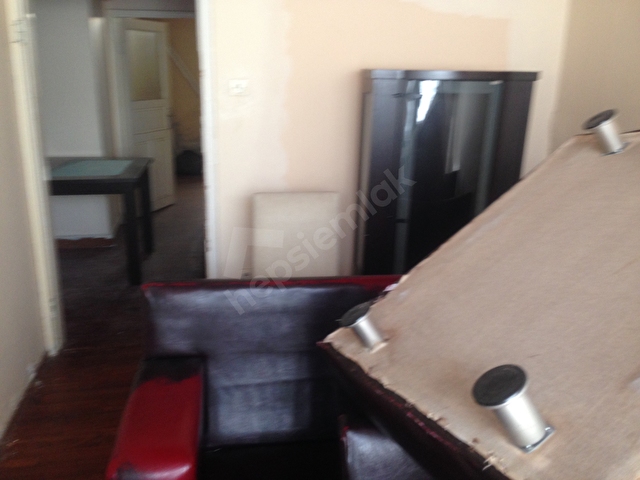 REŞİTPAŞADA MUSTAKİL KAT MÜLKİYETLİ KREDİYE UYGUN EV 91322241 hepsiemlak