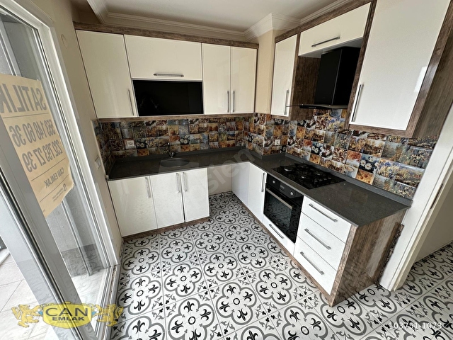GÜMÜLDÜR DE, SALON MUTFAK AYRI 2+1 110 M2 GİRİŞ KATI DAİRE - Görsel 12