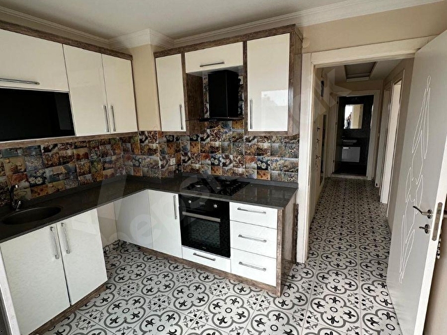 GÜMÜLDÜR DE, SALON MUTFAK AYRI 2+1 110 M2 GİRİŞ KATI DAİRE - Görsel 24