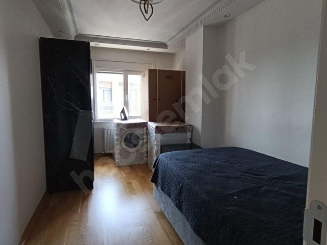 Bahçelievler Ersavaş Mimoza Sitesi Geniş ve Konforlu 5+2 Dubleks - Görsel 9