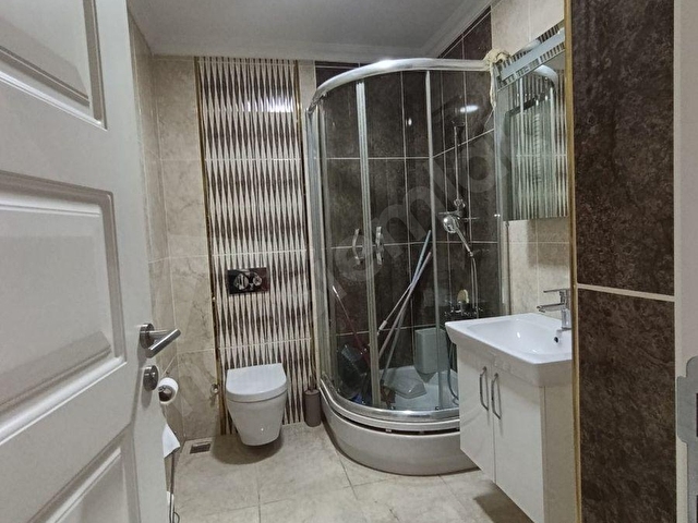 Bahçelievler Ersavaş Mimoza Sitesi Geniş ve Konforlu 5+2 Dubleks - Görsel 7