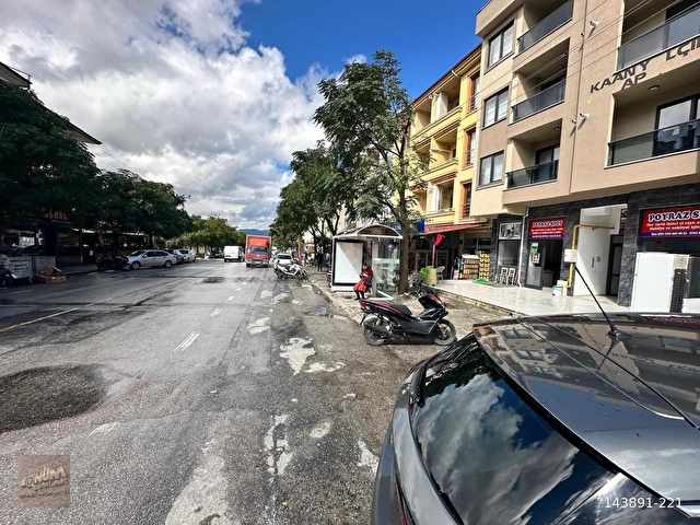 KÖTEKLİ DE KİRALIK 1+1 EŞYALI ANA CADDE ÜZERİ DAİRE - Görsel 2