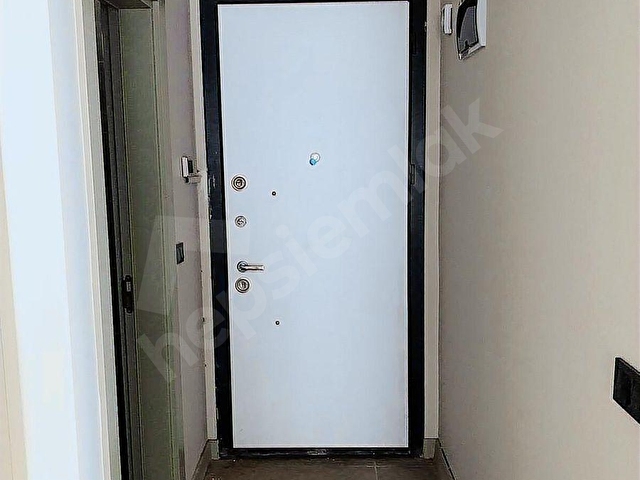 AYVALIK SARIMSAKLIDA MÜKEMMEL KONUMDA SATILIK ÖZEL YAPIM VİLLA - Görsel 20