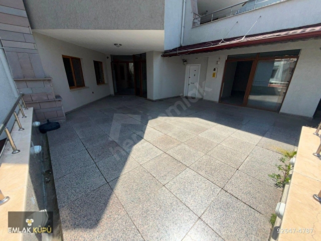 BAĞLICANIN GİRİŞİNDE MÜKEMMEL KONUMU İLE 4+1 SATILIK VİLLA - Görsel 17