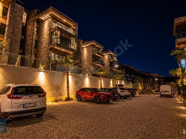 EGE MAHALLESİNDE GUVENLİKLİ HAVUZLU SİTEDE LOFT DAİRE - Görsel 12