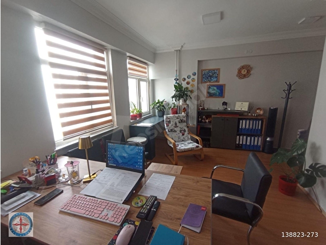 Kadıköy Halitağa Caddesi Prestijli İş Merkezi Asansör, Mutfak ve WC li Satılık Ofis - Görsel 7