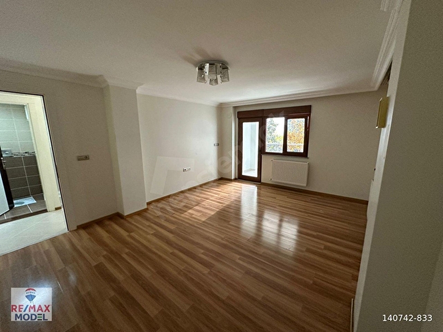 REMAX MODEL DEN ÇAMLIK CADDESİNDE HOME OFİS KULLANIMINA UYGUN 2+1 DAİRE - Görsel 7