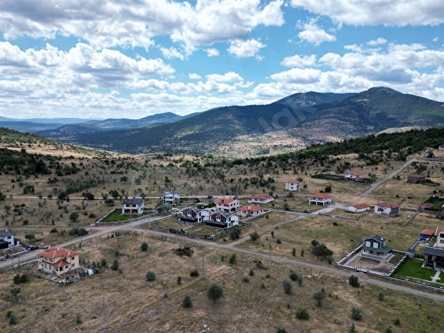ÇAMLIDERE BEYLER MAH. GÖLÜNYAZI MEVKİİ 925M2 TEK TAPU PARSEL - Görsel 8