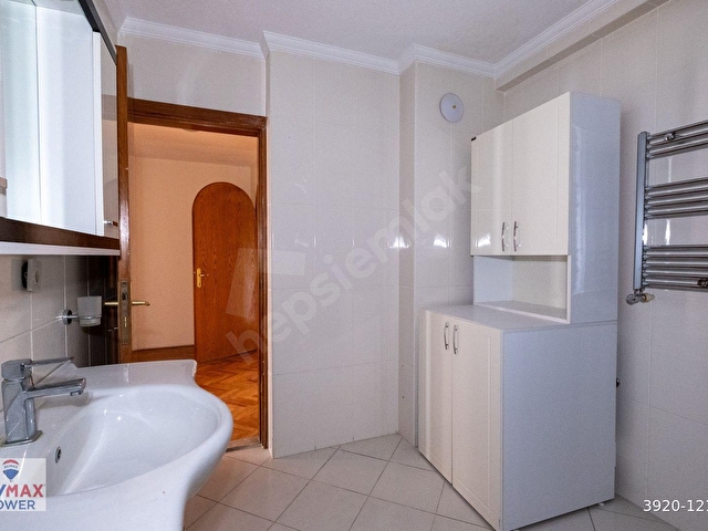 GOP KÜPE SOKAK TA ELÇİLİKLERE KOMŞU BAKIMLI SATILIK 3+1 DAİRE - Görsel 20