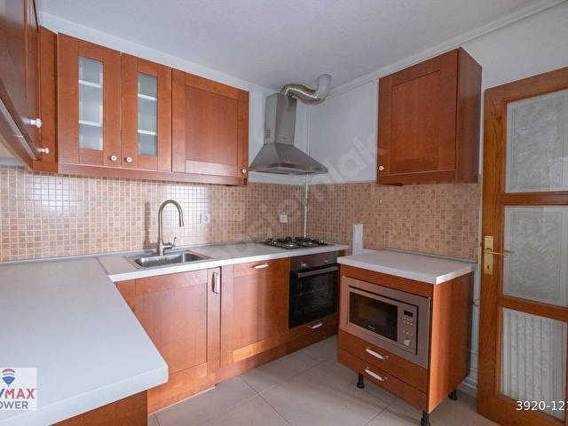 GOP KÜPE SOKAK TA ELÇİLİKLERE KOMŞU BAKIMLI SATILIK 3+1 DAİRE - Görsel 7