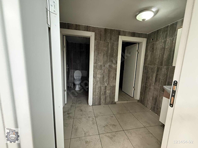 İKİTELLİ OSB ESKOOP SANAYİ SİTESİNDE 260m2 KİRALIK İMALATHANE - Görsel 14